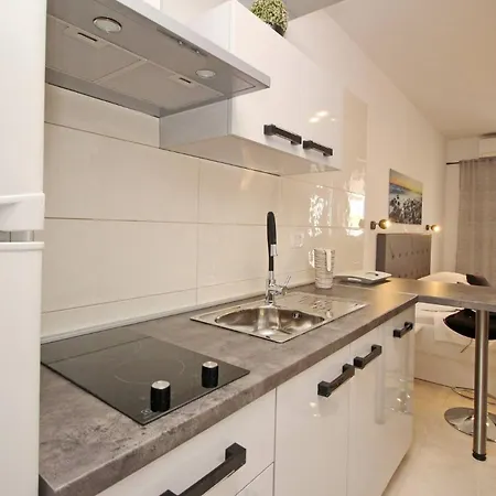 Karamarko Gæstehus Baška