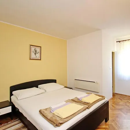 Karamarko Guest house