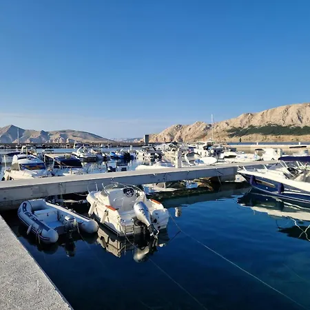 Karamarko Gasthuis 3*