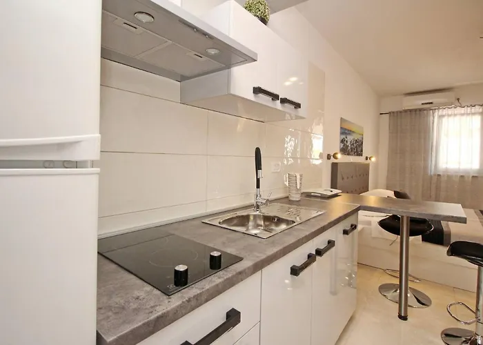 Karamarko بيت ضيافة باشْكا